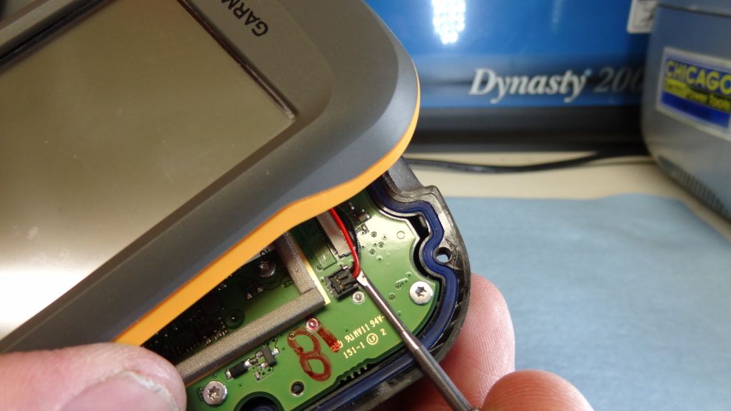 Garmin Montana GPS Reliability Modification Hardening HowTo